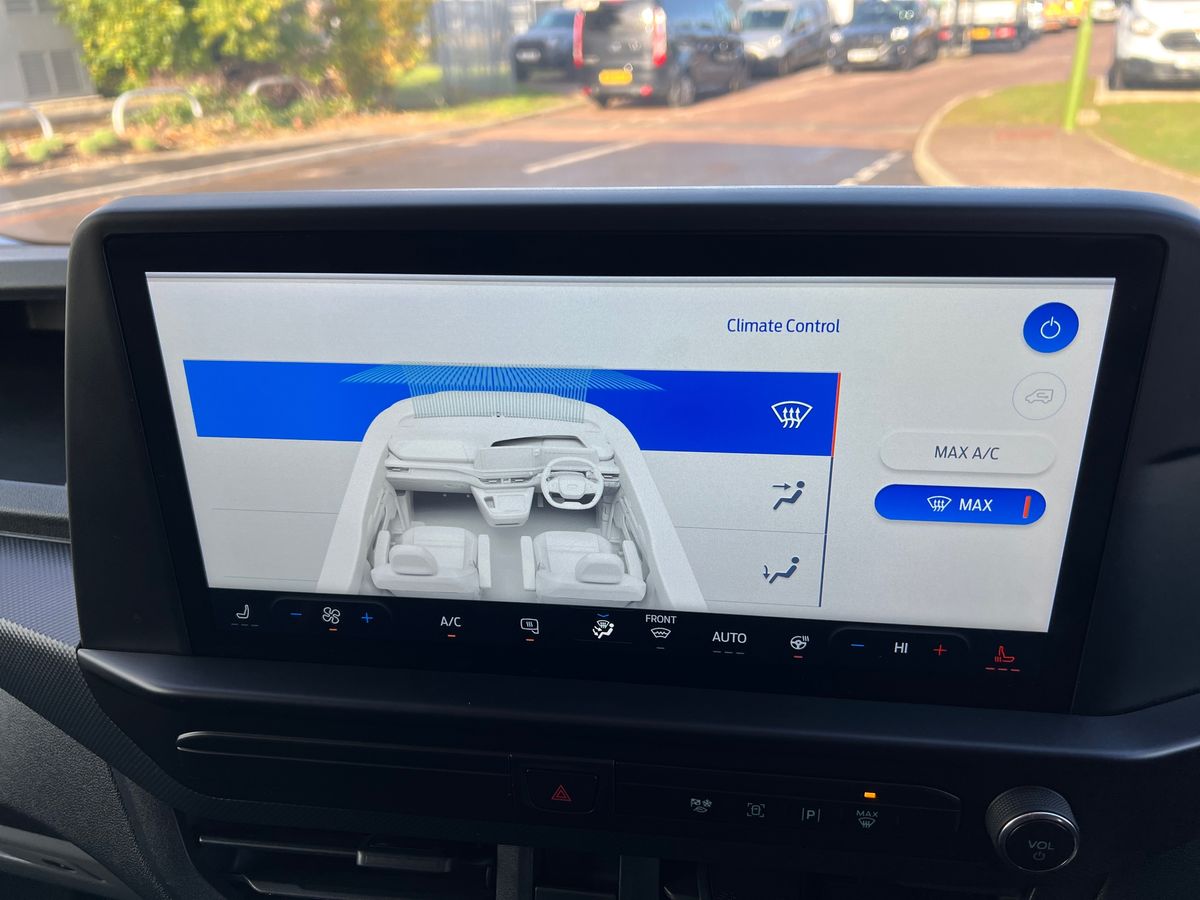 Used Ford Transit Custom 2024 for sale - 76479637: Photo 24