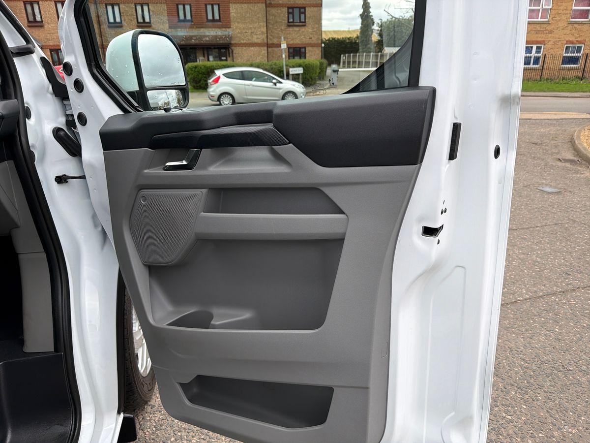 Used Ford Transit Custom 2025 for sale - 77965024: Photo 35