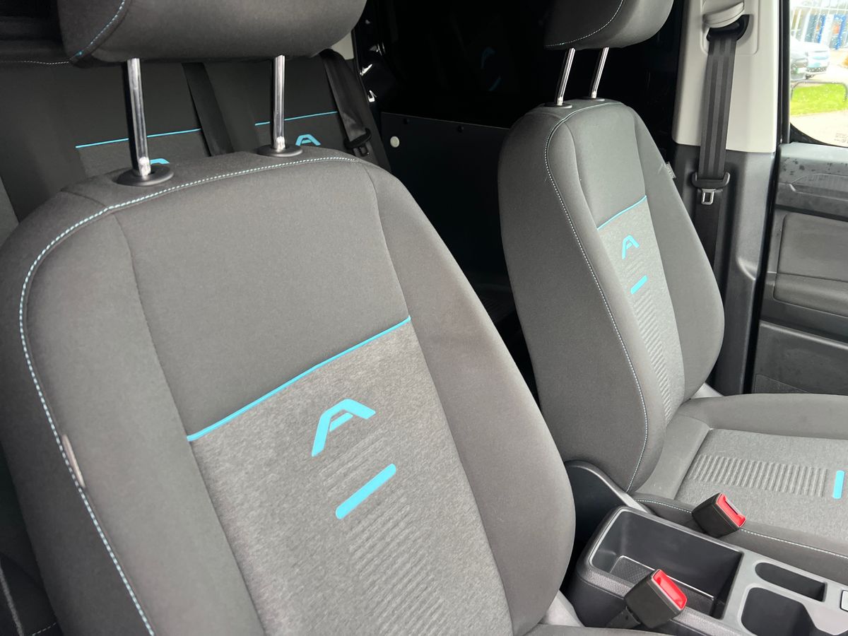 Used Ford Transit Connect 2025 for sale - 76575272: Photo 15