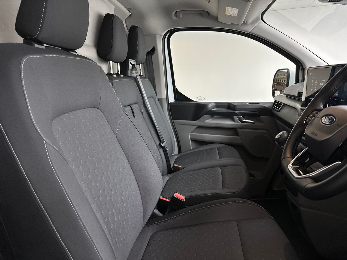 Used Ford Transit Custom 2025 for sale - 77047517: Photo 15