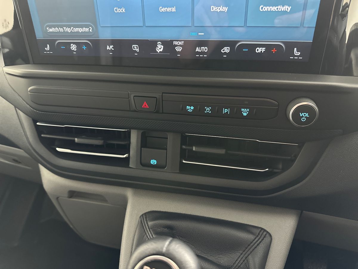 Used Ford Transit Custom 2025 for sale - 77047517: Photo 24