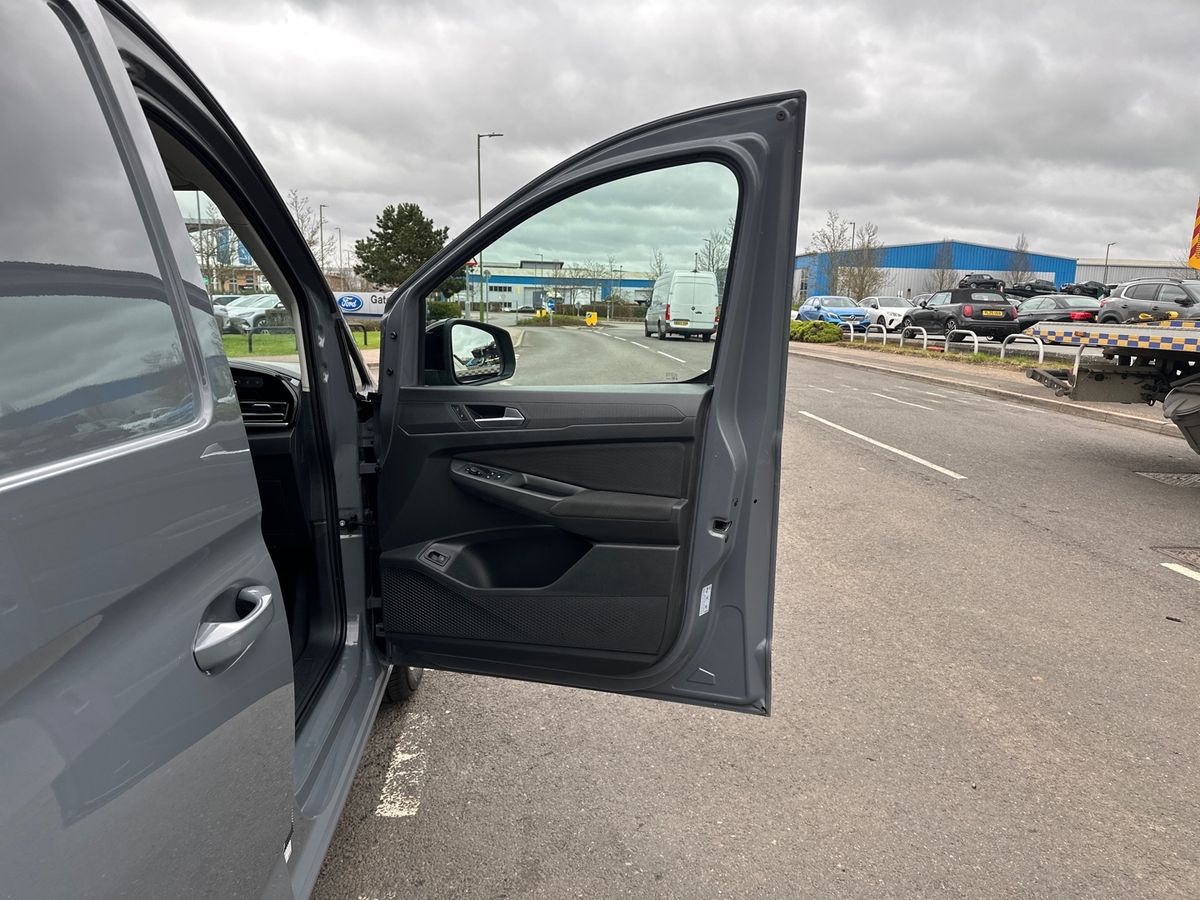 Used Ford Transit Connect 2025 for sale - 77685622: Photo 35