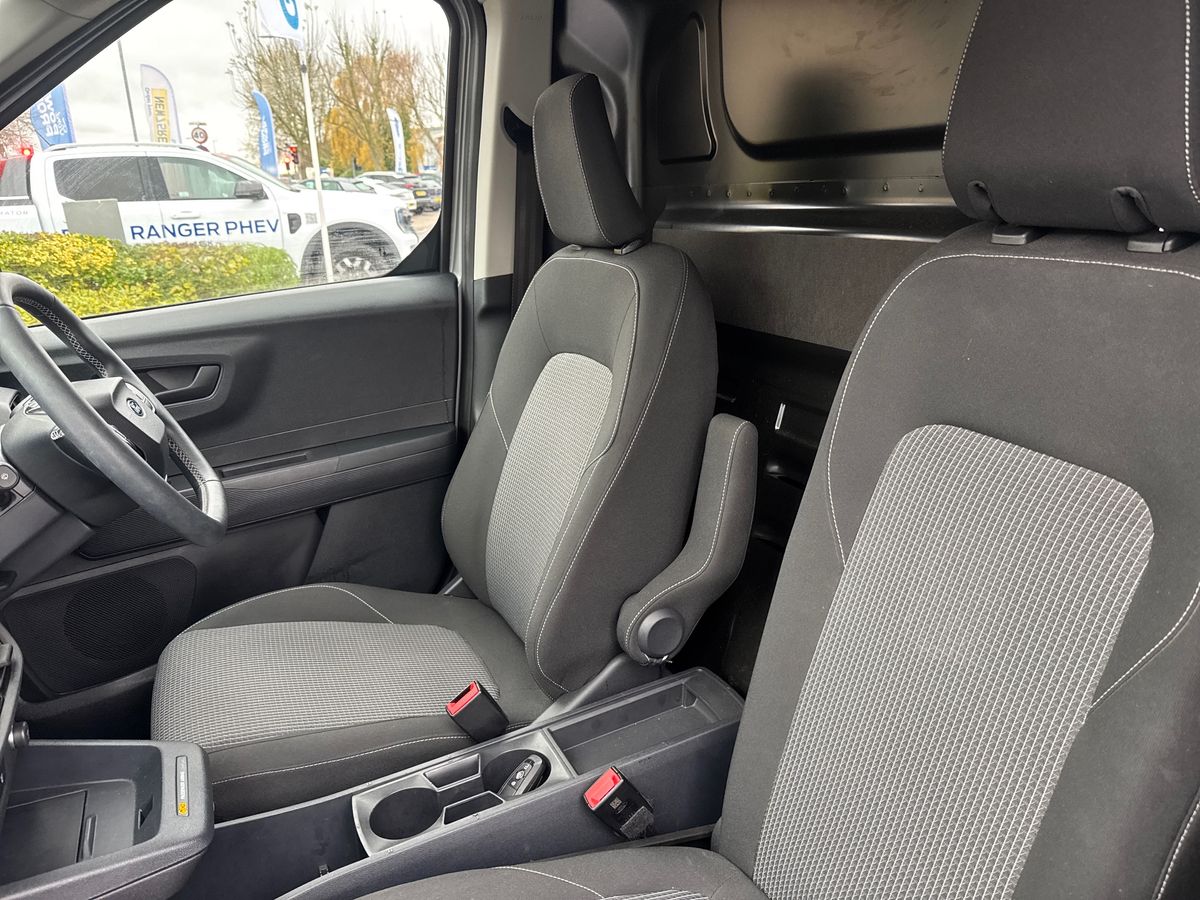 Used Ford Transit Courier 2025 for sale - 76731439: Photo 16