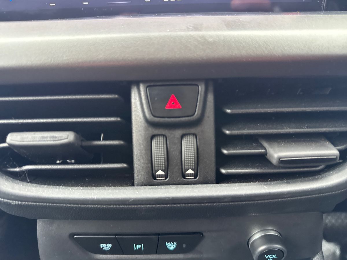 Used Ford Transit Courier 2025 for sale - 76731439: Photo 24