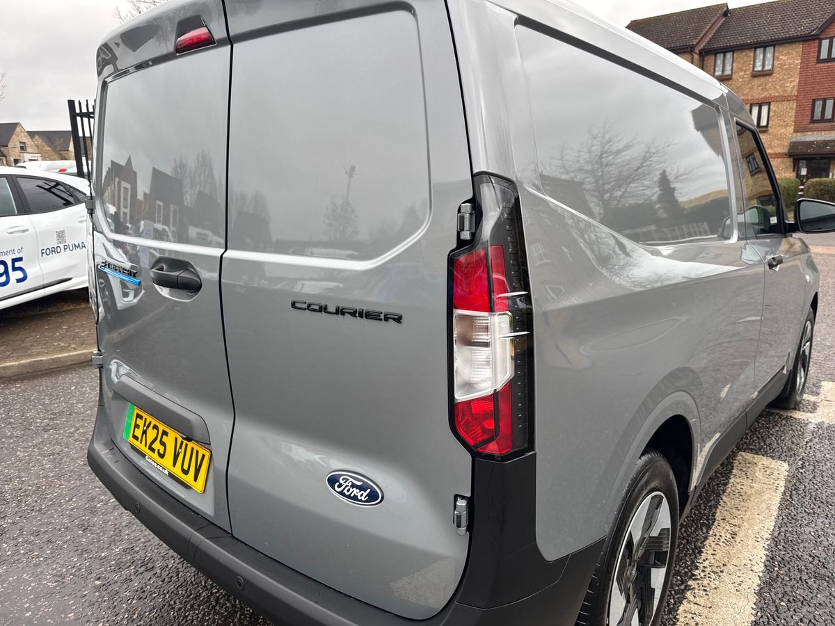 Used Ford Transit Courier 2025 for sale - 76731439: Photo 34