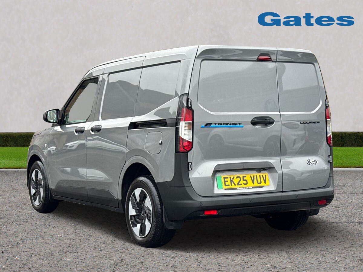 Used Ford Transit Courier 2025 for sale - 76731439: Photo 6