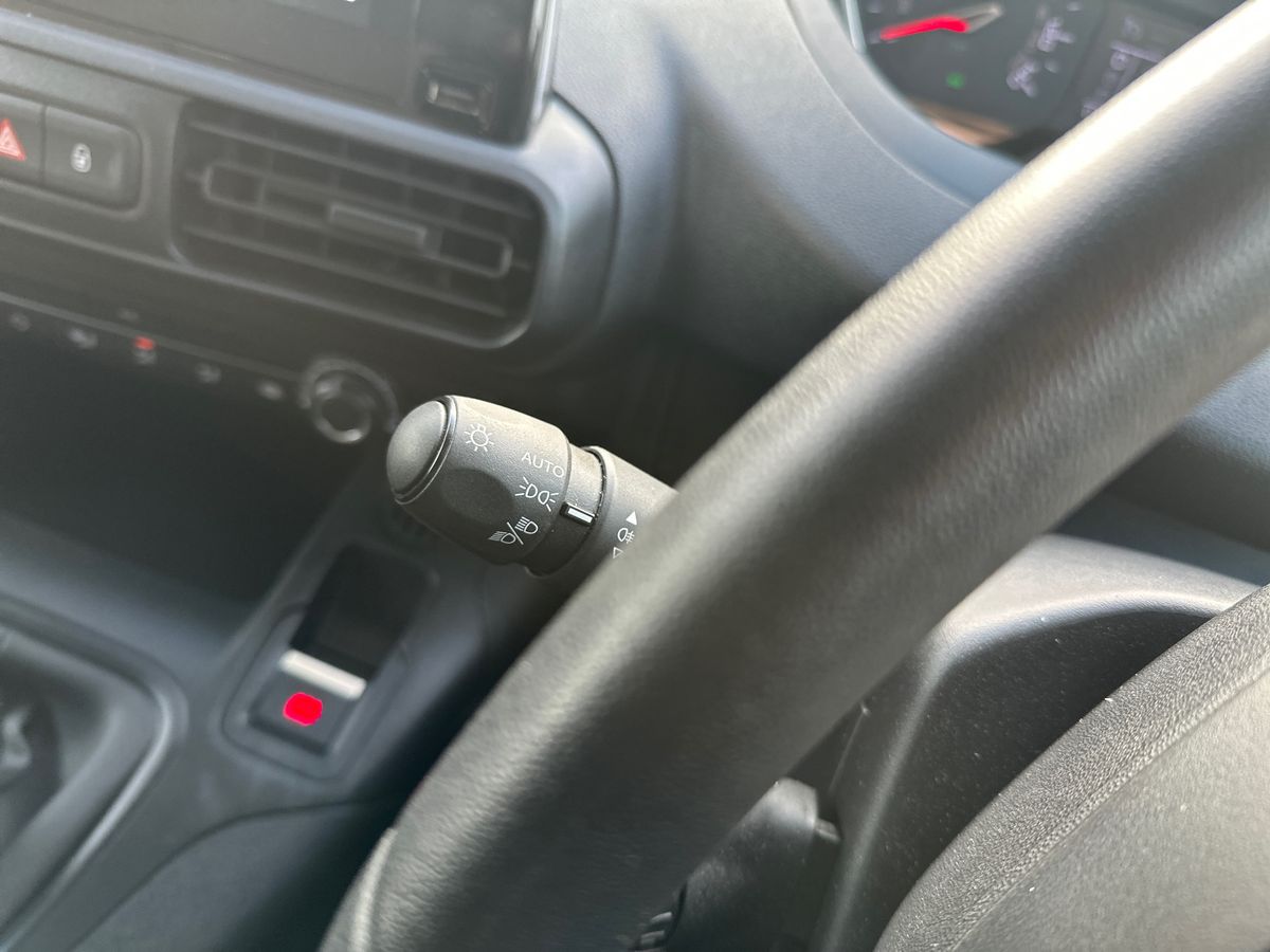 Used Peugeot Partner 2023 for sale - 77235460: Photo 26