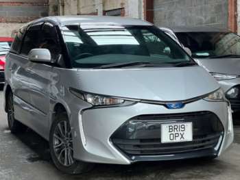 Used Toyota Estima 2019 for sale - 75129030: Photo