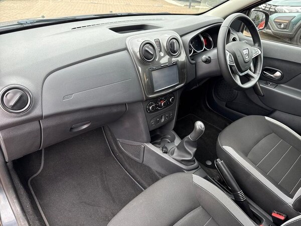 Used Dacia Sandero Stepway 2018 for sale - 76097246: Photo 15