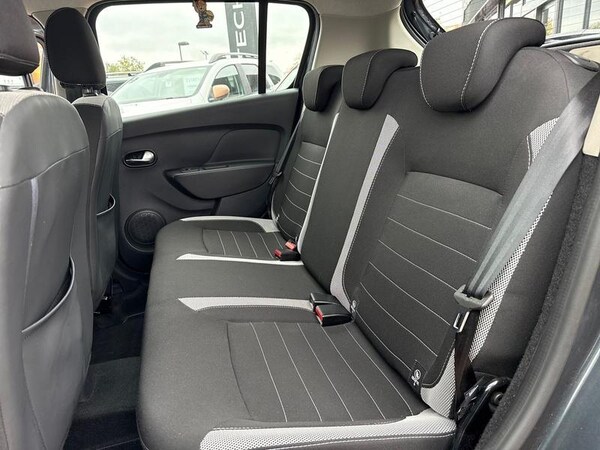 Used Dacia Sandero Stepway 2018 for sale - 76097246: Photo 17