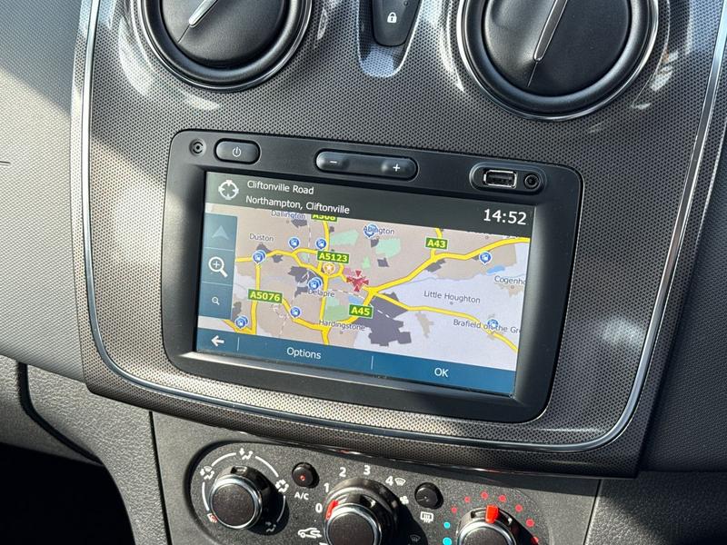 Used Dacia Sandero Stepway 2020 for sale - 76046497: Photo 20