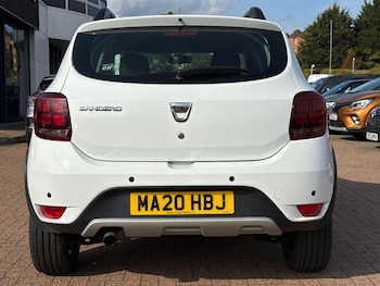 Used Dacia Sandero Stepway 2020 for sale - 76046497: Photo 4