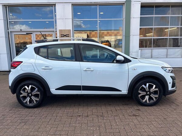 Used Dacia Sandero Stepway 2021 for sale - 74709589: Photo 2