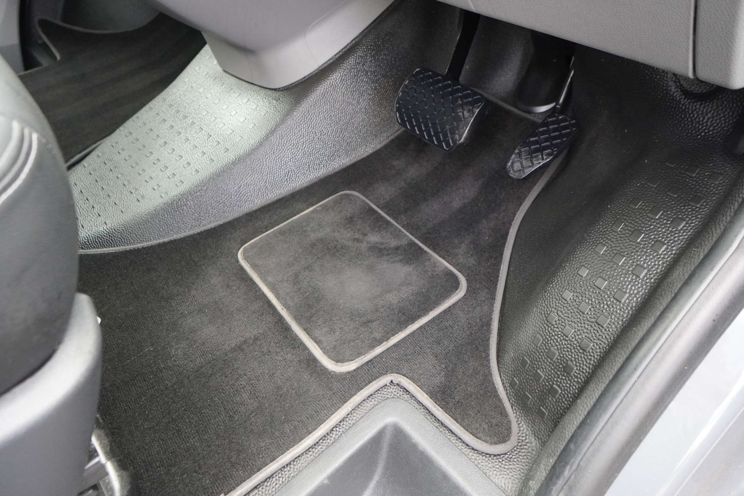 Used Volkswagen Transporter 2024 for sale - 76601276: Photo 44