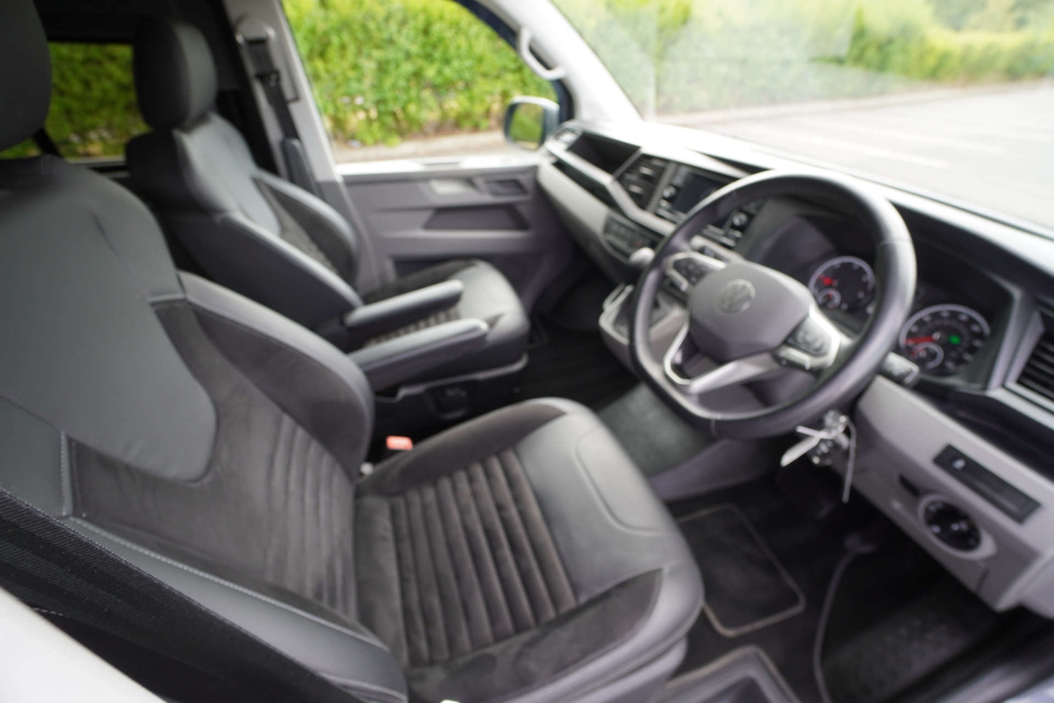 Used Volkswagen Transporter 2024 for sale - 76601276: Photo 8