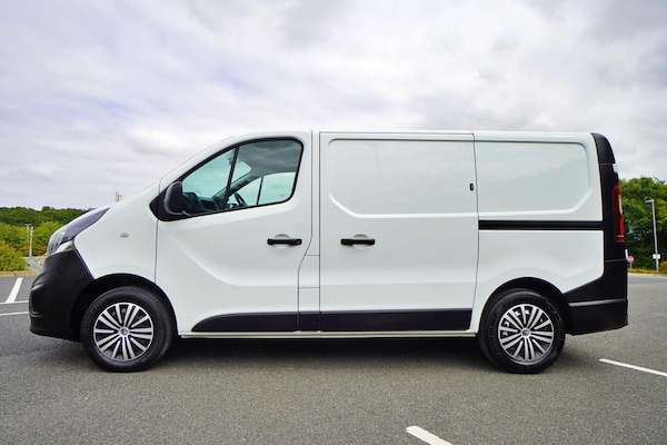 Used Vauxhall Vivaro 2019 for sale - 76198704: Photo 5