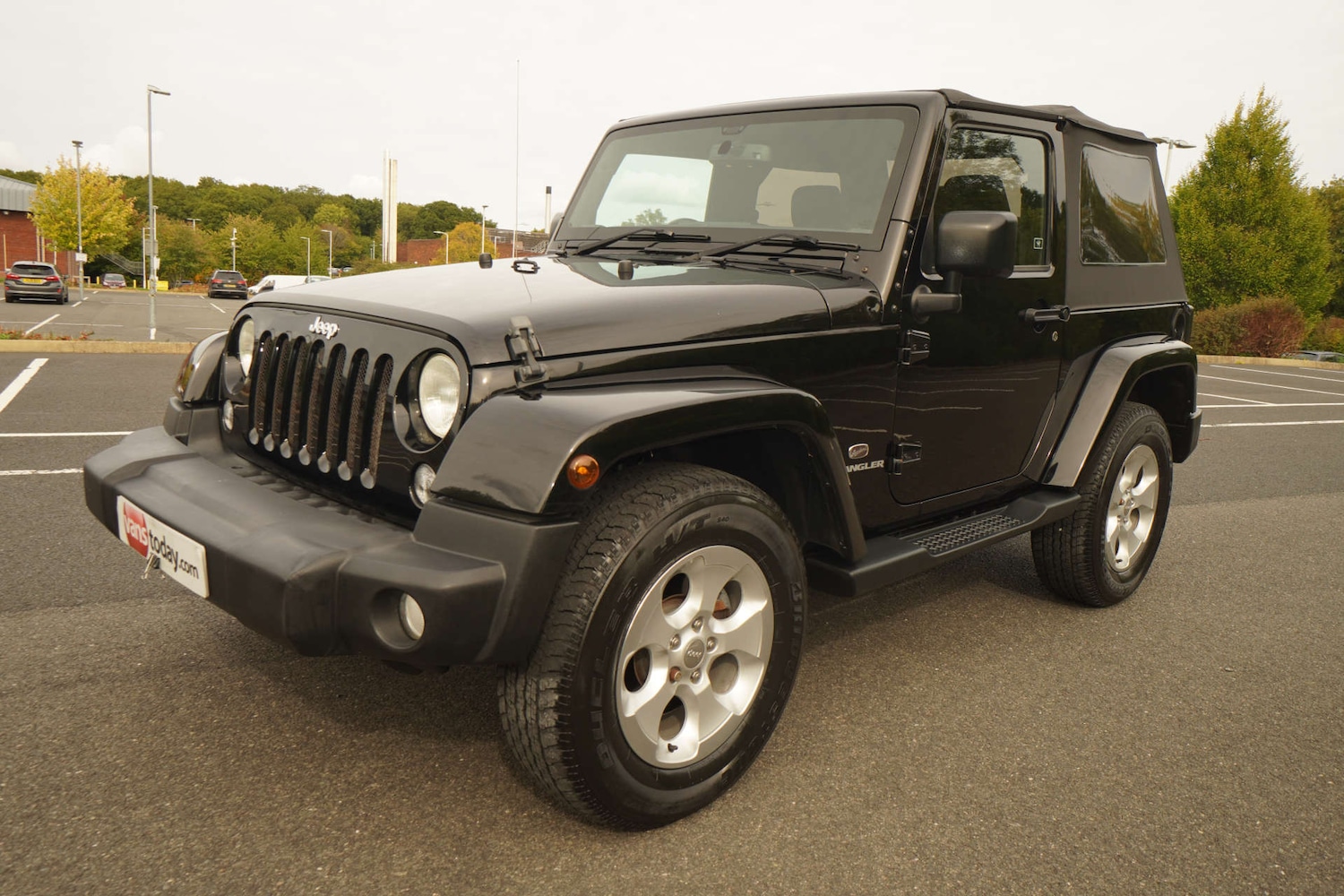 Used Jeep Wrangler 2015 for sale - 76601404: Photo 2