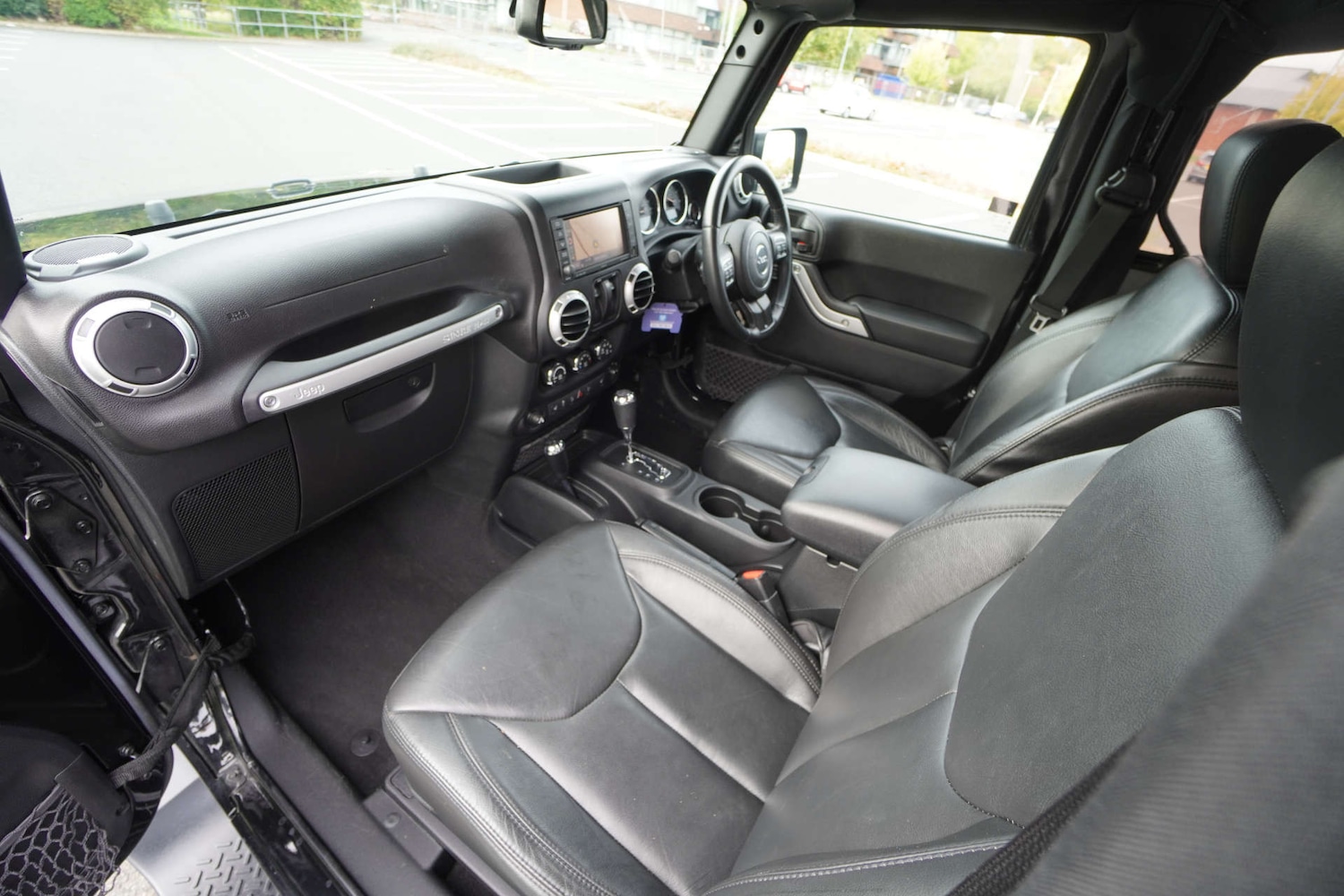 Used Jeep Wrangler 2015 for sale - 76601404: Photo 9