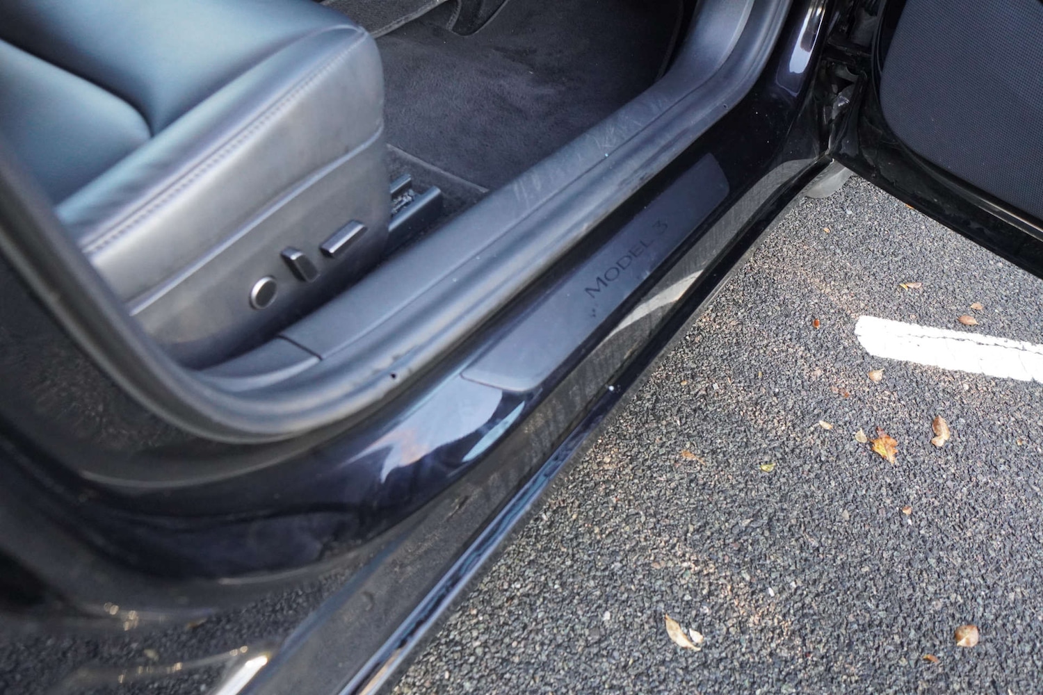 Used Tesla Model 3 2021 for sale - 76829755: Photo 75