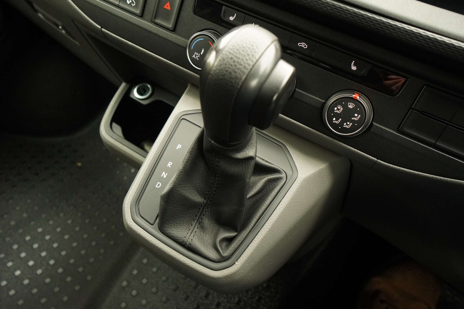 Used Volkswagen Transporter 2020 for sale - 76751442: Photo 83