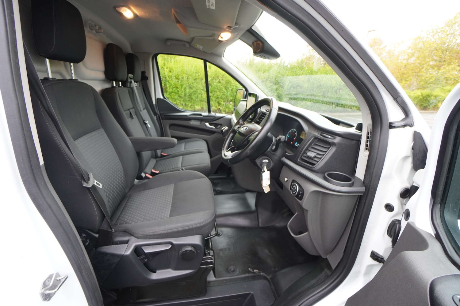 Used Ford Transit Custom 2019 for sale - 76601119: Photo 10