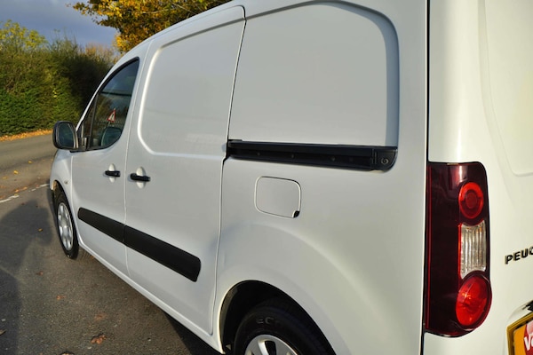 Used Peugeot Partner 2018 for sale - 76277432: Photo 23