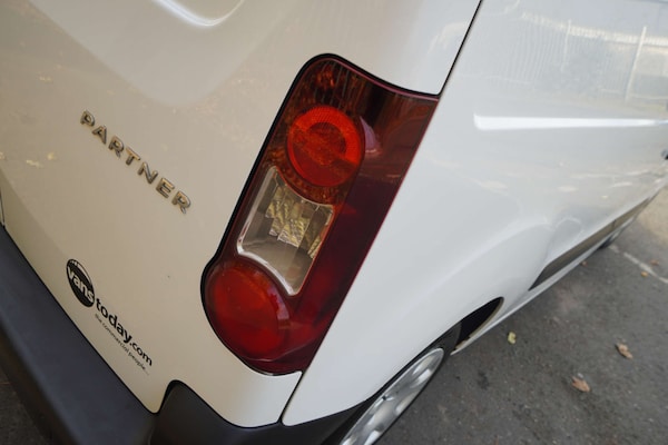 Used Peugeot Partner 2018 for sale - 76277432: Photo 57