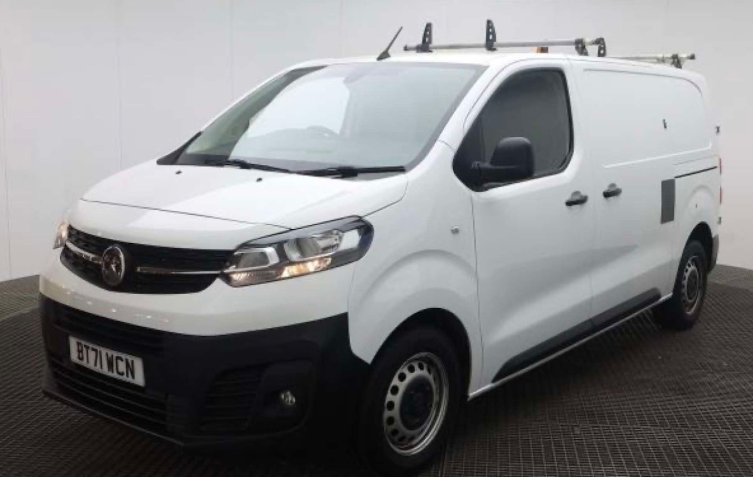 Used Vauxhall Vivaro 2021 for sale - 77022657: Photo 3