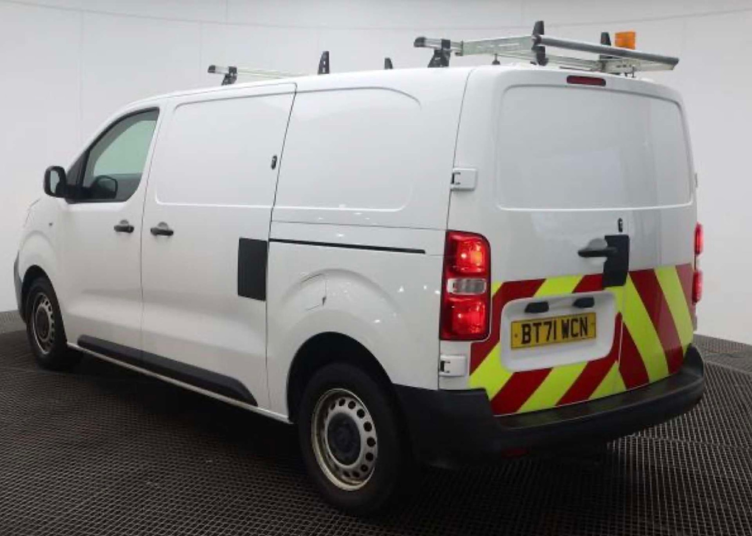 Used Vauxhall Vivaro 2021 for sale - 77022657: Photo 7