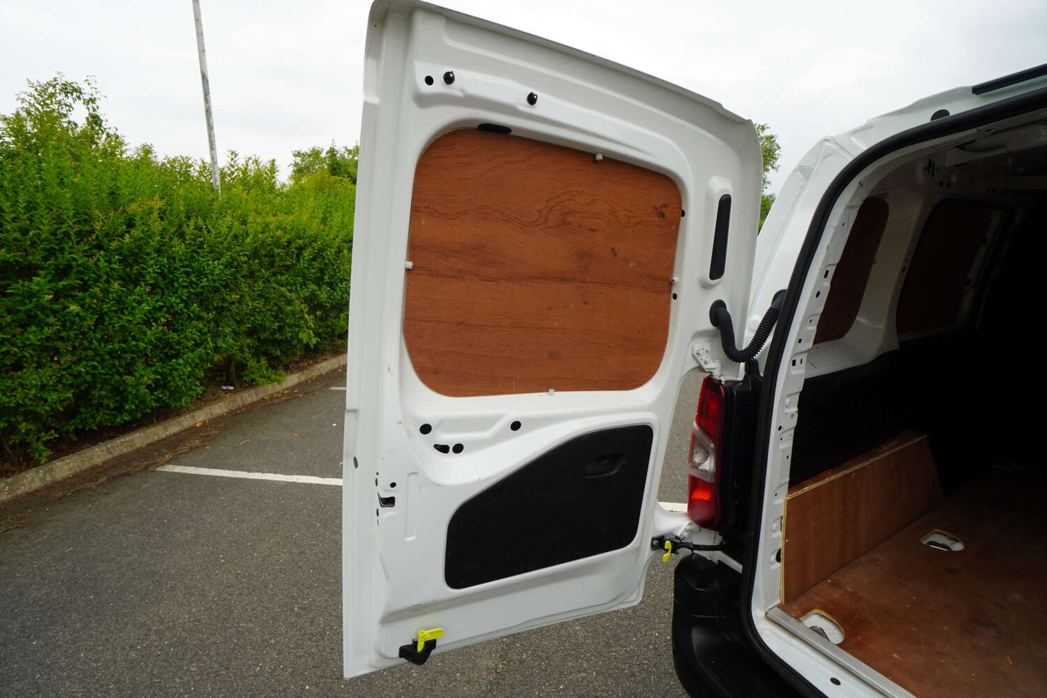 Vehicle 31