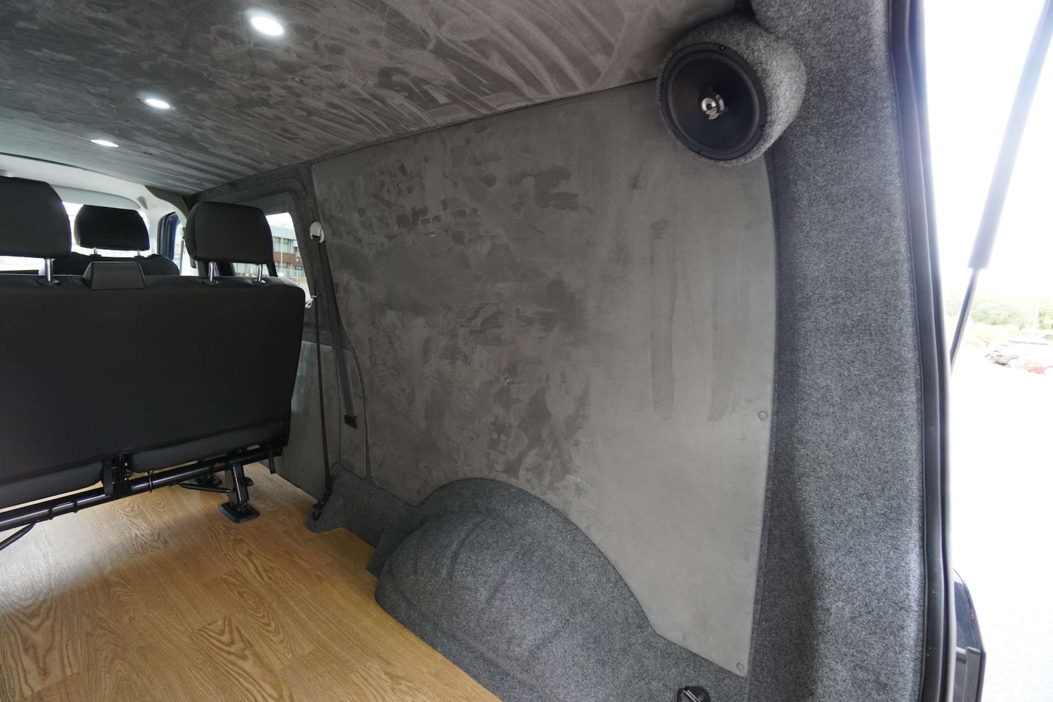 Used Volkswagen Transporter 2024 for sale - 76277444: Photo 48
