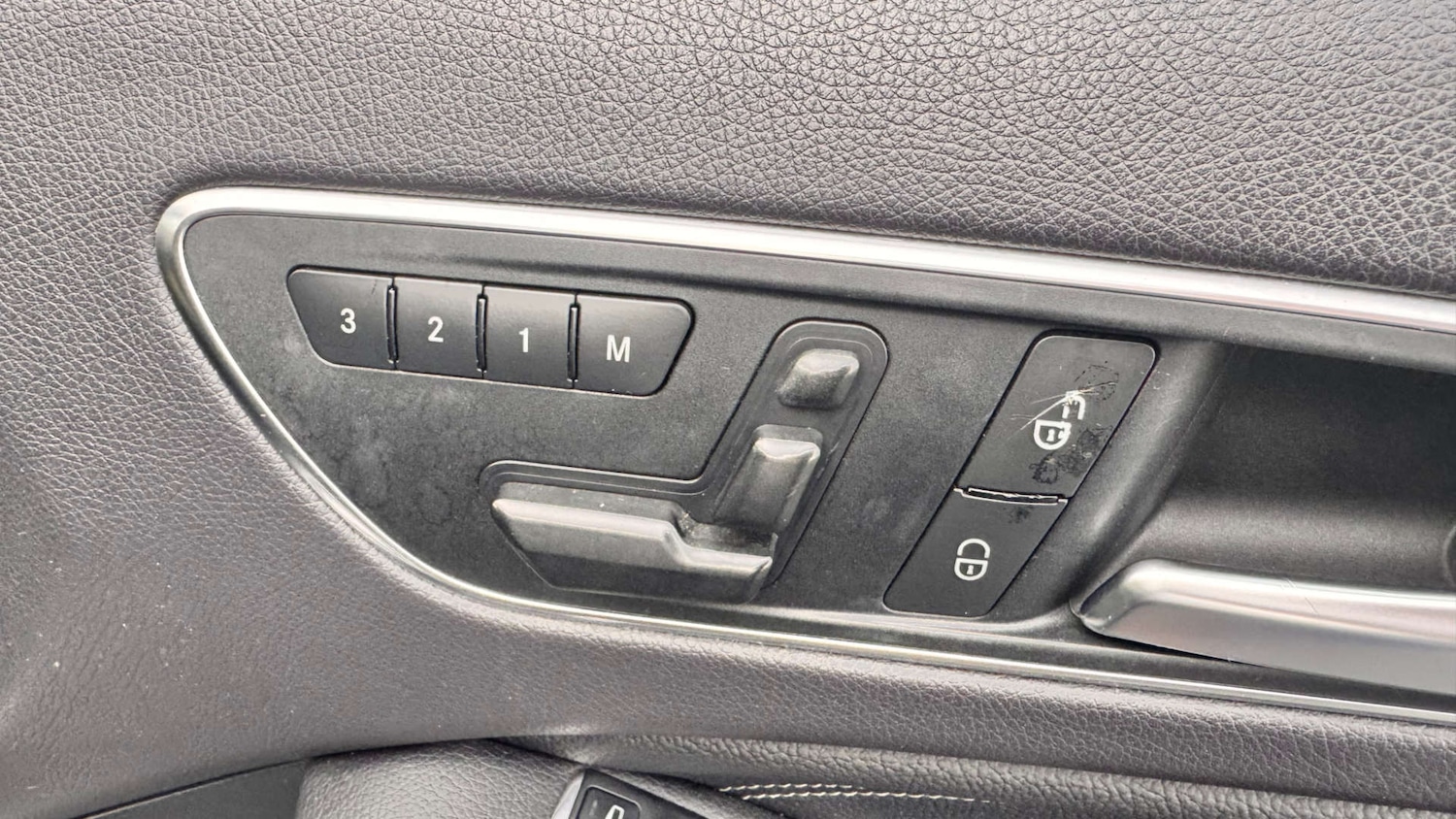 Used Mercedes-Benz GLA 2014 for sale - 77140919: Photo 44