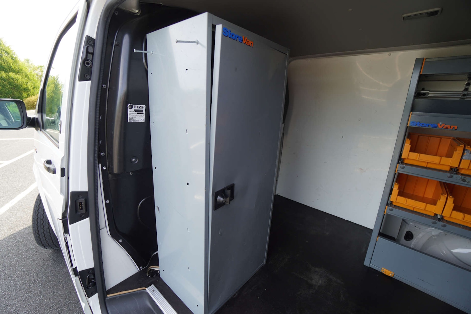 Vehicle 29