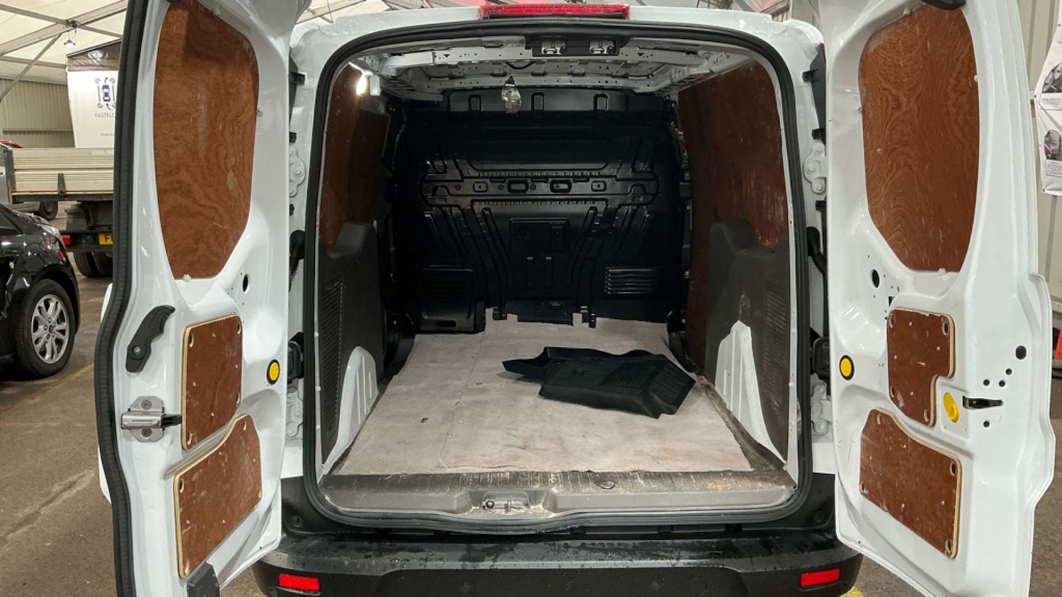 Used Ford Transit Connect 2020 for sale - 77594879: Photo 13