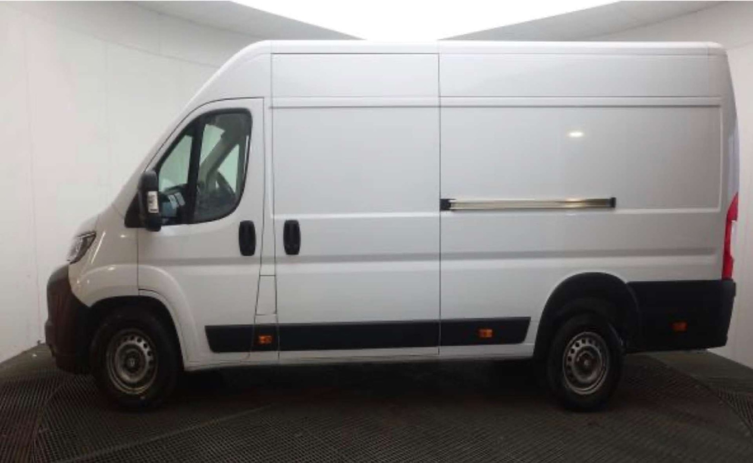 Used Vauxhall Movano 2024 for sale - 77610606: Photo 10