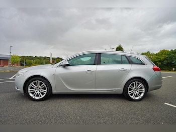 Used Vauxhall Insignia 2010 for sale - 75689876: Photo