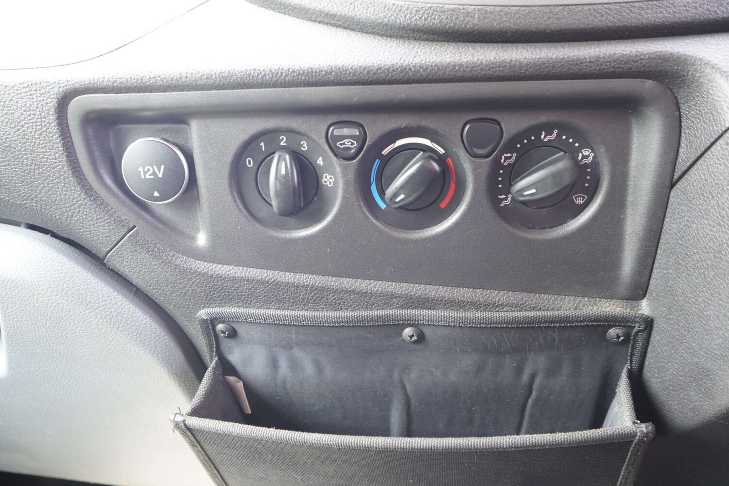 Used Ford Transit 2018 for sale - 76277440: Photo 52