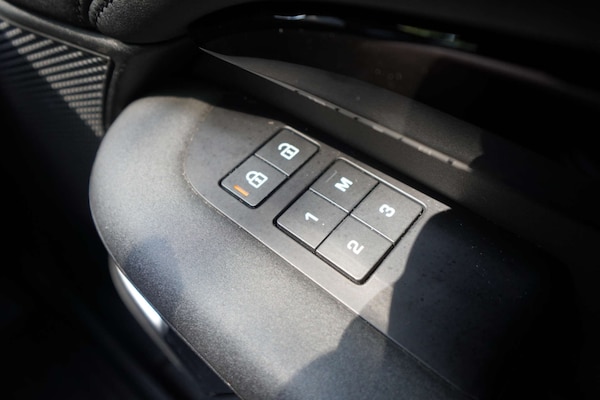 Used Land Rover Discovery 2021 for sale - 74640858: Photo 43