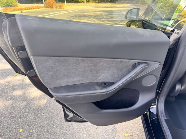 Used Tesla Model Y 2022 for sale - 76277445: Photo 58