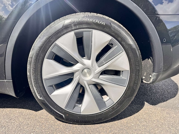 Used Tesla Model Y 2022 for sale - 76277445: Photo 69