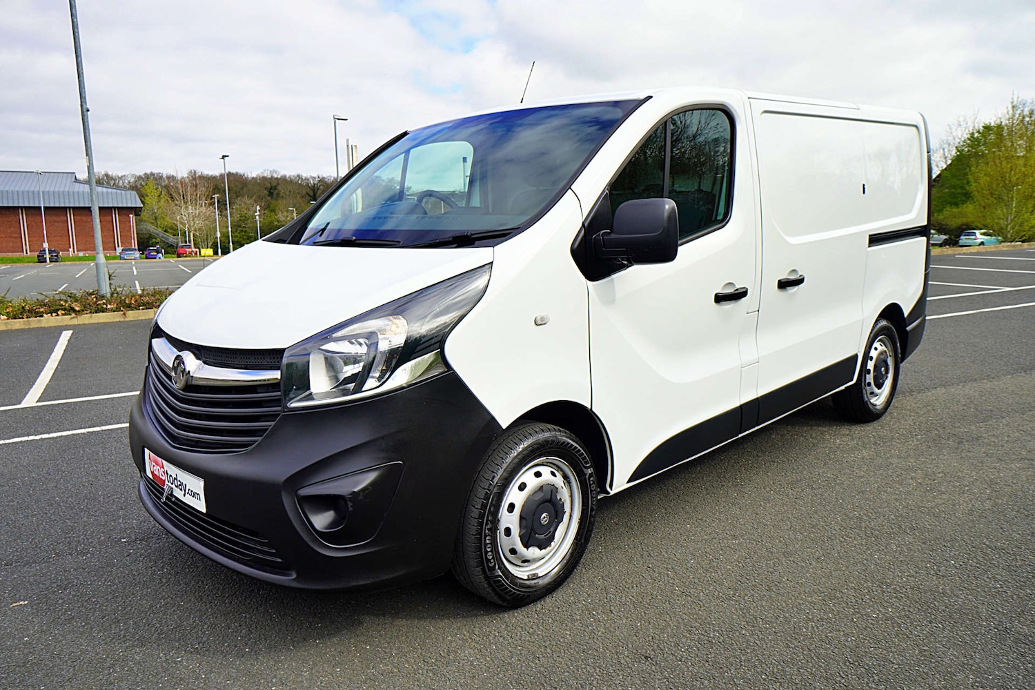 Used Vauxhall Vivaro 2019 for sale - 78112497: Photo 2