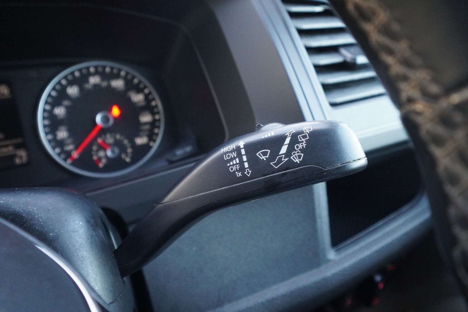 Used Volkswagen Transporter 2019 for sale - 76885173: Photo 43