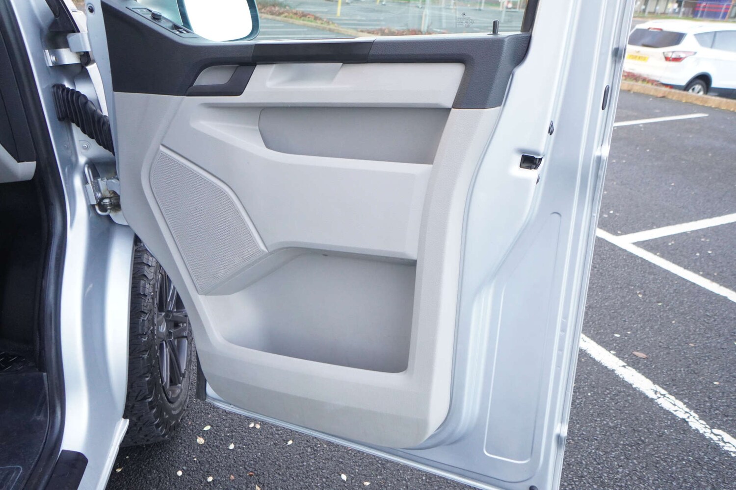 Used Volkswagen Transporter 2019 for sale - 76885173: Photo 69