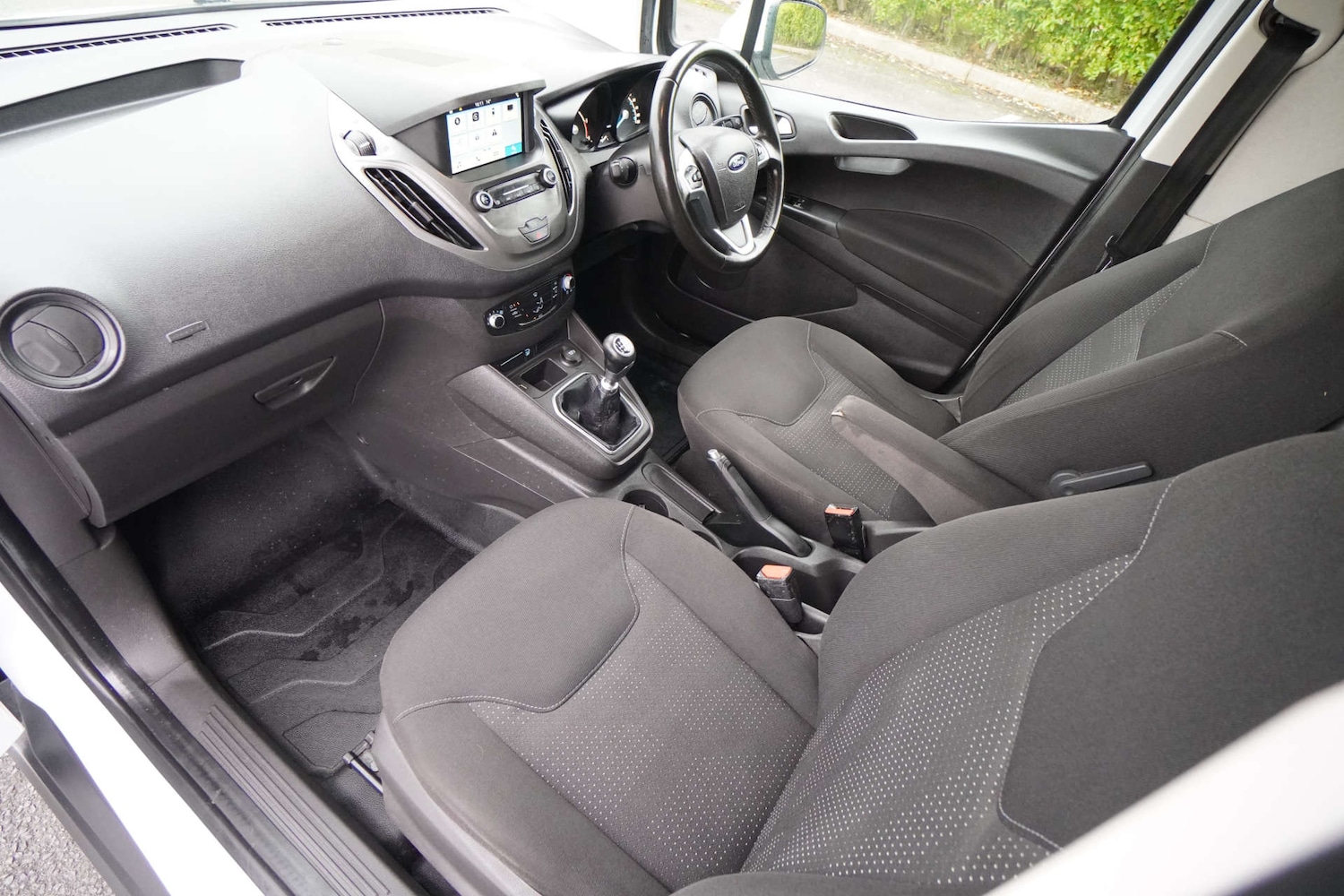 Used Ford Transit Courier 2018 for sale - 76601358: Photo 10