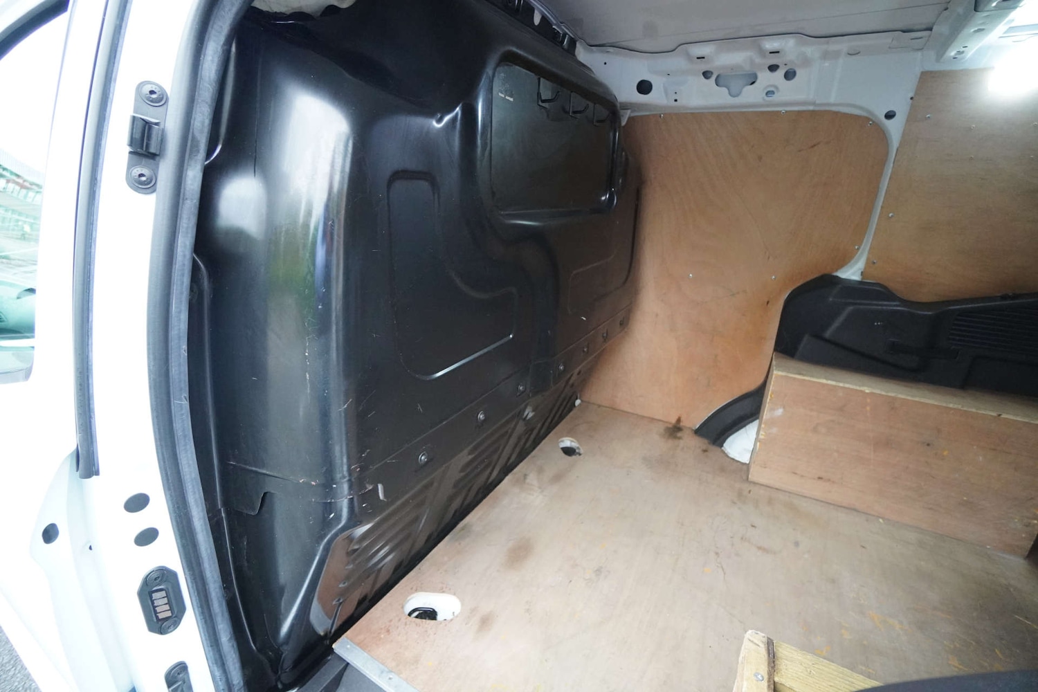 Used Ford Transit Courier 2018 for sale - 76601358: Photo 39