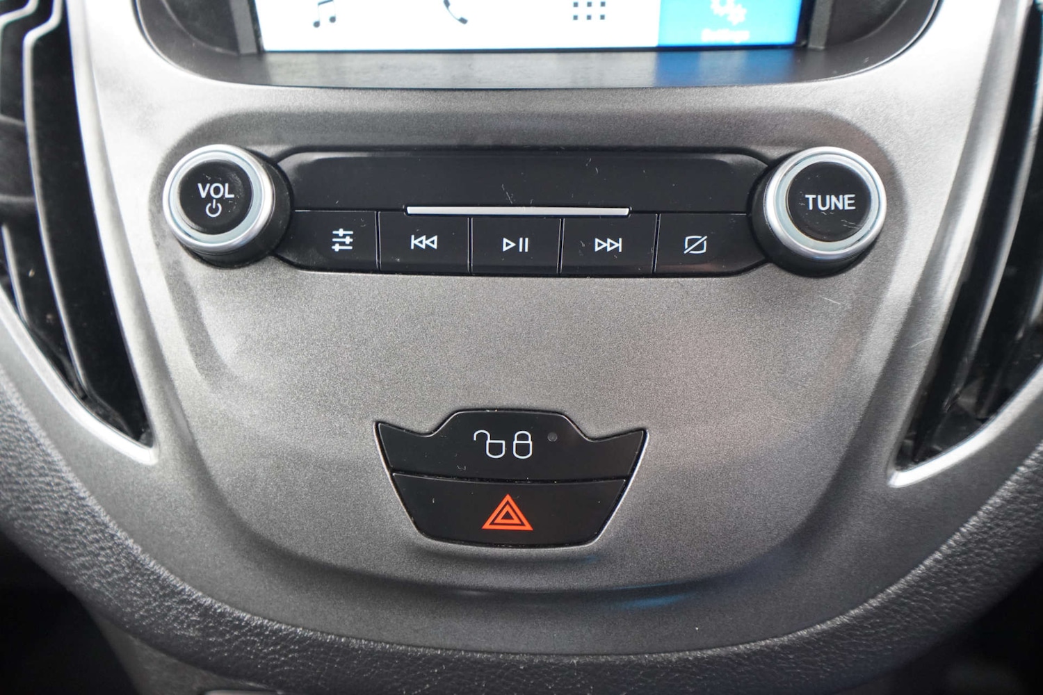 Used Ford Transit Courier 2018 for sale - 76601358: Photo 45