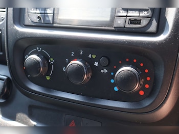 Used Vauxhall Vivaro 2019 for sale - 79198752: Photo