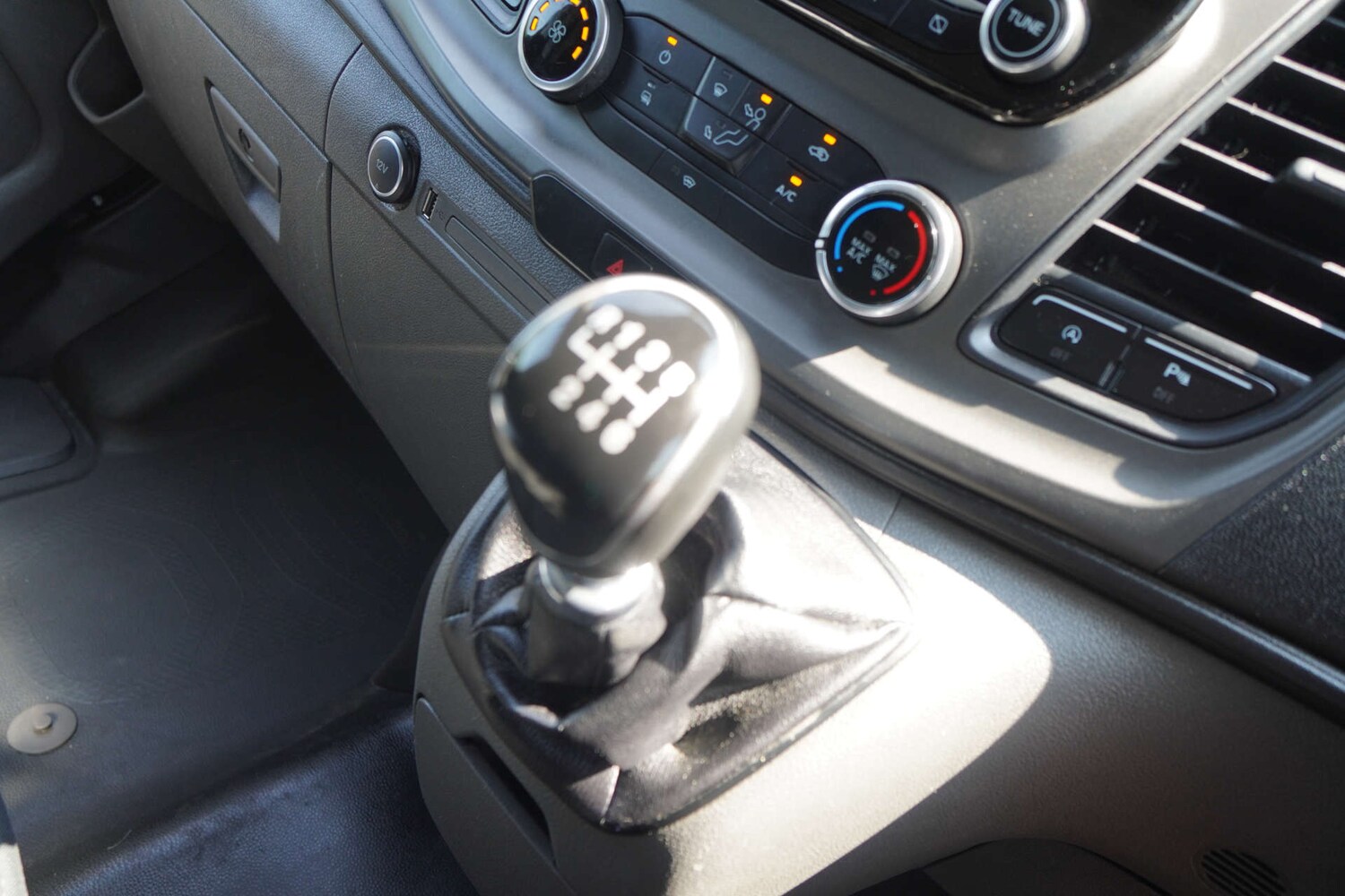 Used Ford Transit Custom 2020 for sale - 76407064: Photo 70