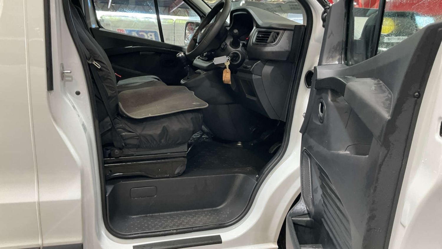 Used Renault Trafic 2023 for sale - 78183432: Photo 15