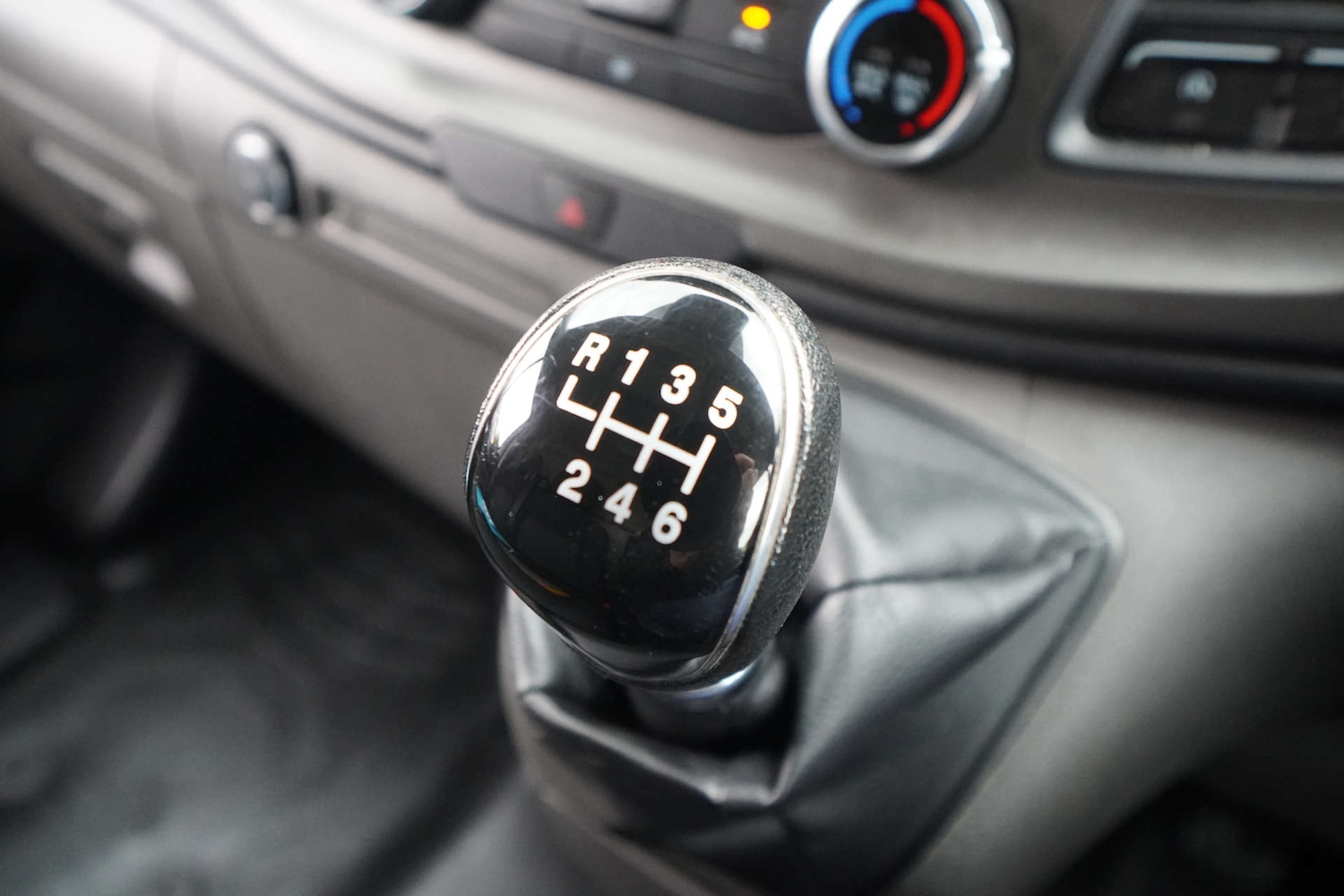 Used Ford Transit Custom 2019 for sale - 76977392: Photo 35